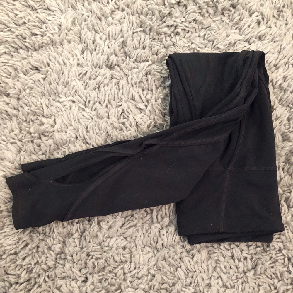 Athlete 7/8 black Mesh Salutations Leggings
